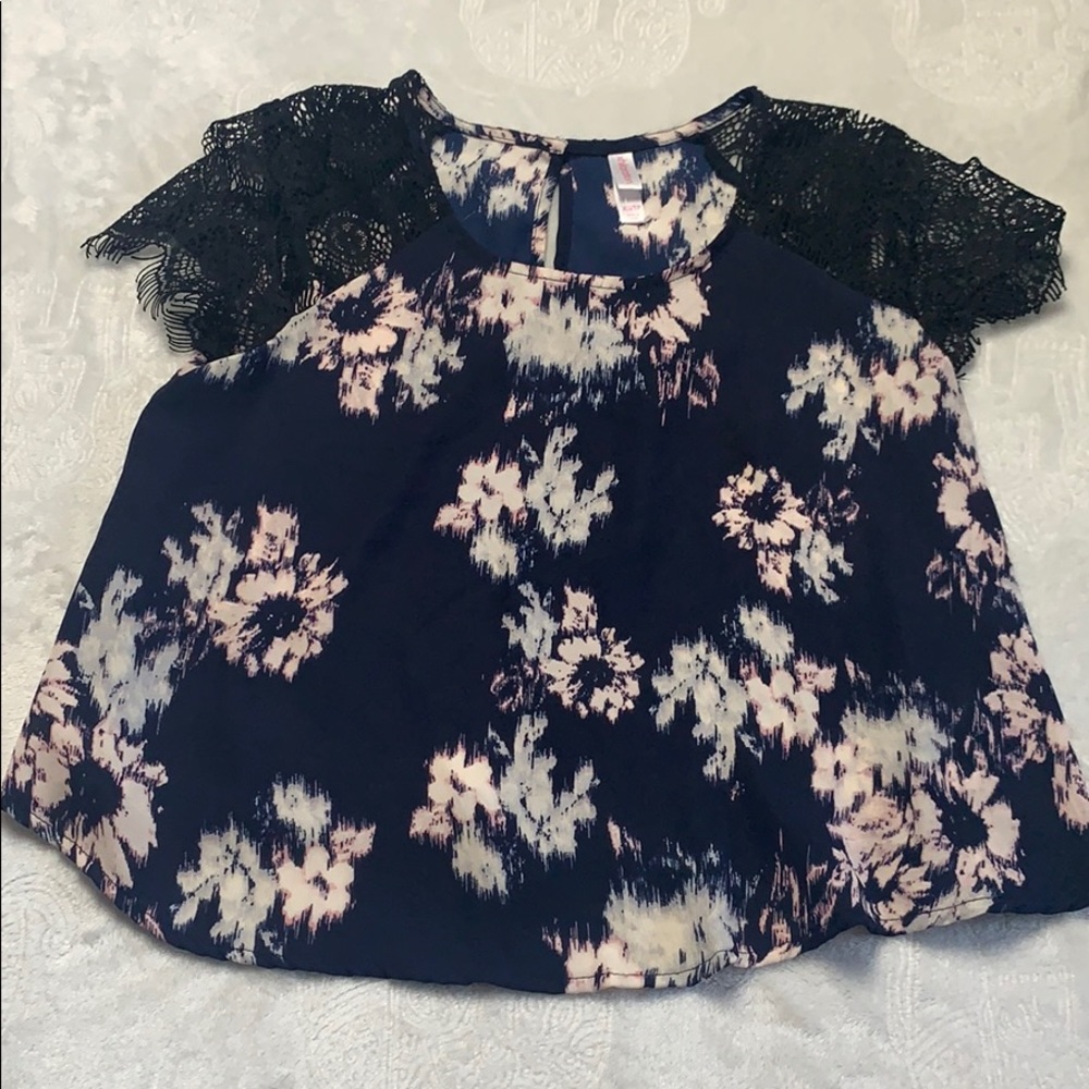 Casual, Dressy Blouse, Shirt, T-shirt Lace Playful